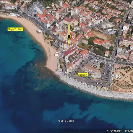 Apartment Magnifique F3 Les Pieds Dans L'eau. Ajaccio (Corsica)